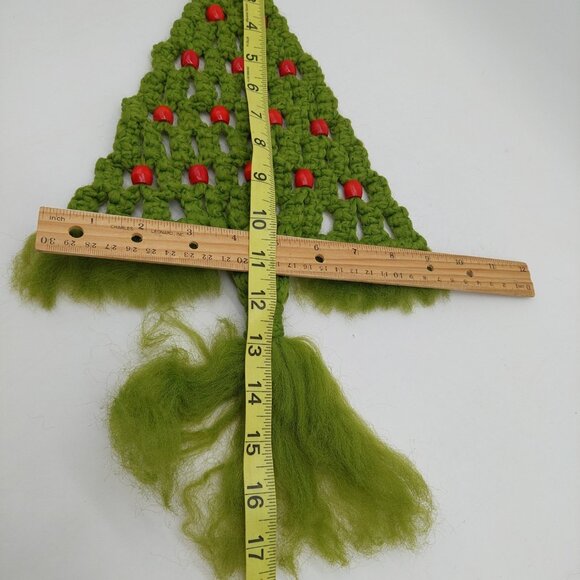 Macrame Crochet Handmade Christmas Tree Wall Hanging Red Beads Vintage - Picture 4 of 7